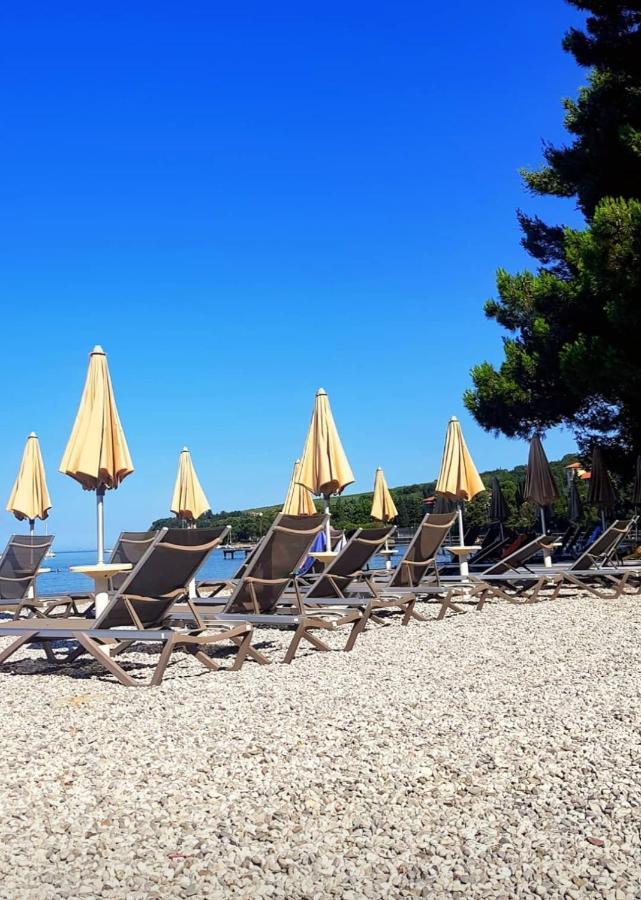 Villa Ines Zgornje Skofije Bagian luar foto